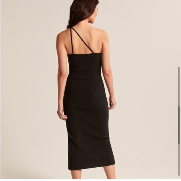 Abercrombie Asymmetrical elevated rib knit maxi dress - Picture 4 of 4